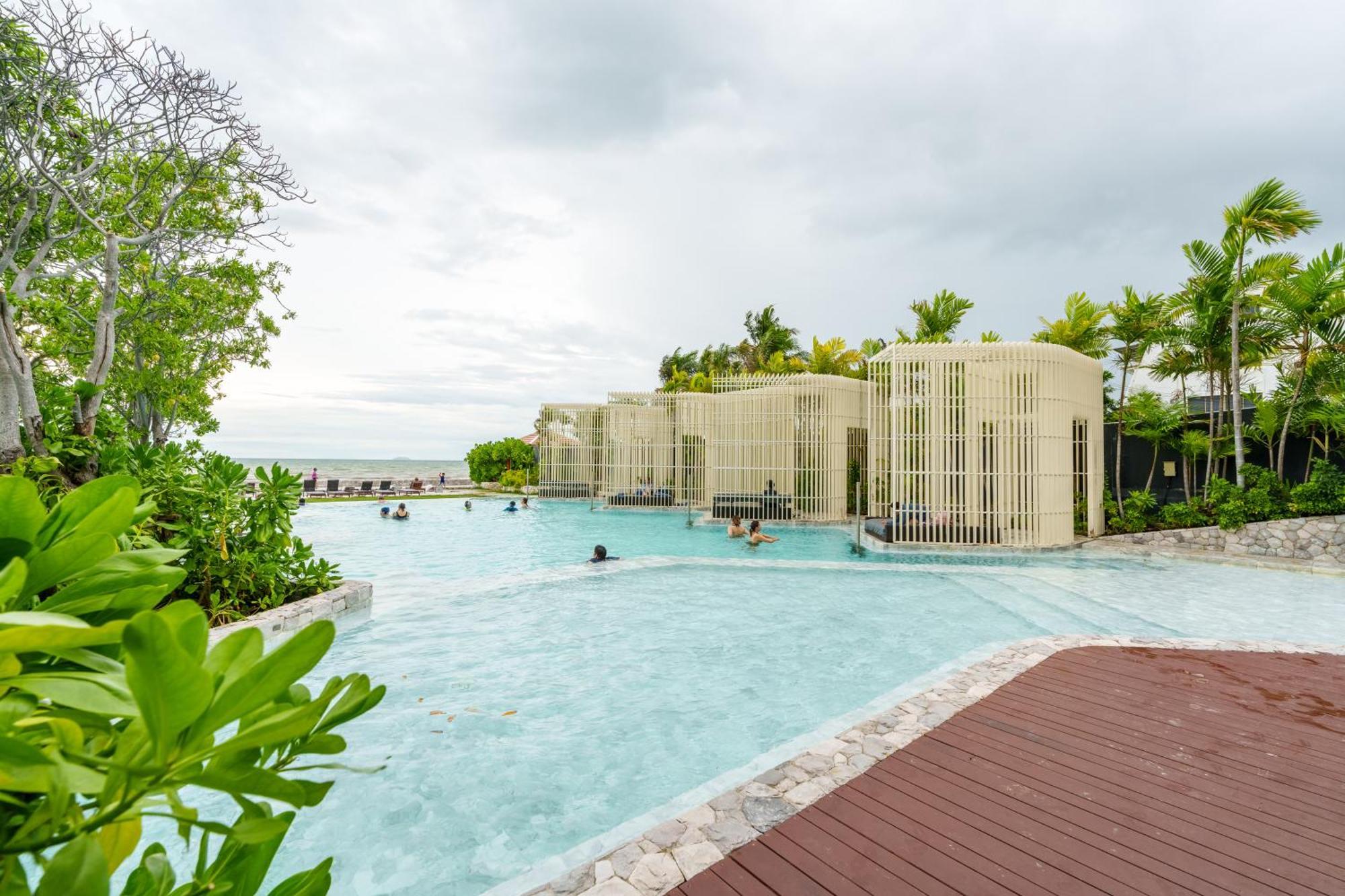 Veranda Residence By Ning Jomtien Beach Exterior photo